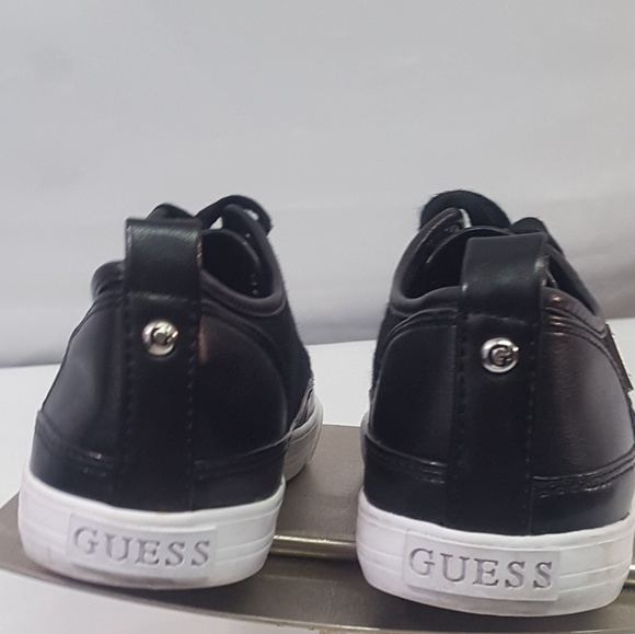 Womens Guess Sneakers (size 6.5) NICE! - Picture 6 of 7